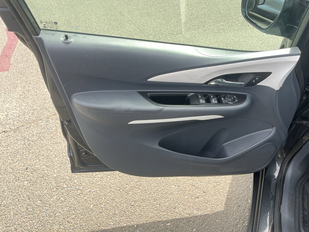Used 2018 Chevrolet Bolt LT FWD image 15
