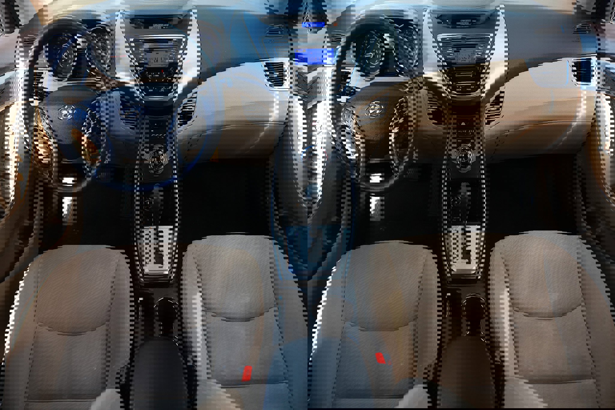 Used 2013 Hyundai Elantra GLS w/ Preferred Pkg image 27