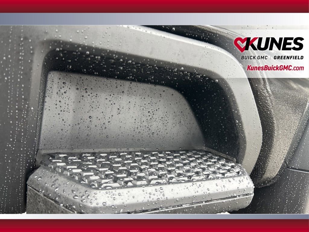 New 2026 GMC Sierra 2500 SLT w/ SLT Premium Package image 15