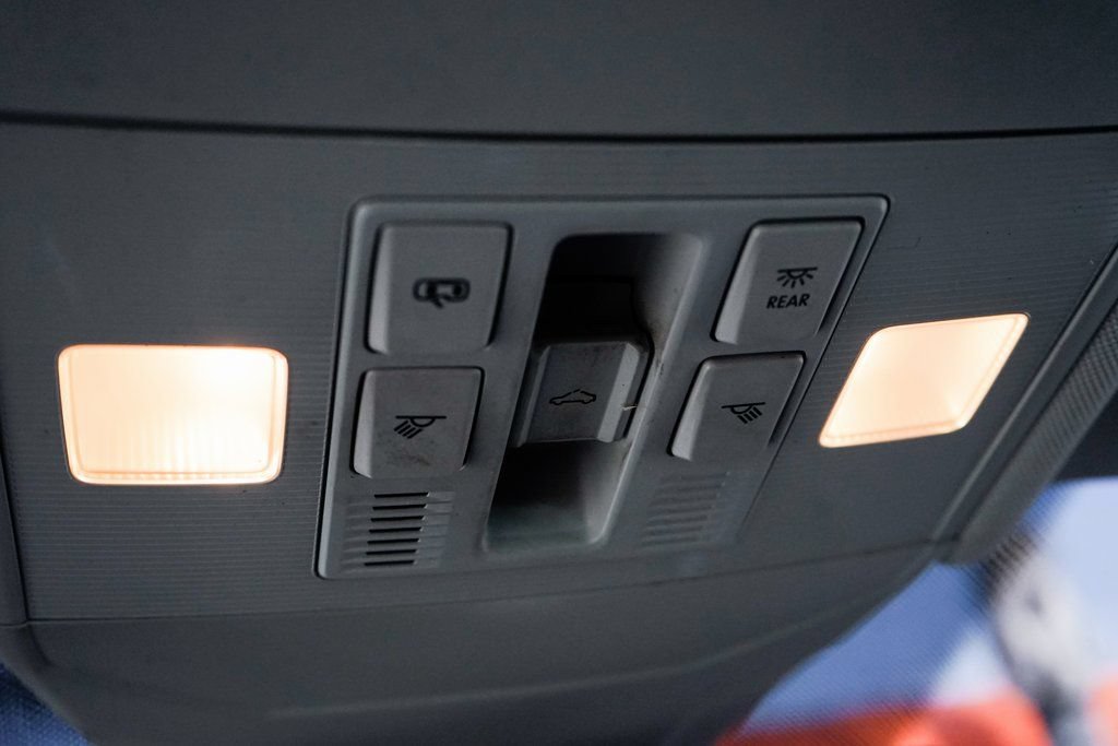 Used 2022 Volkswagen Jetta SE FWD image 27