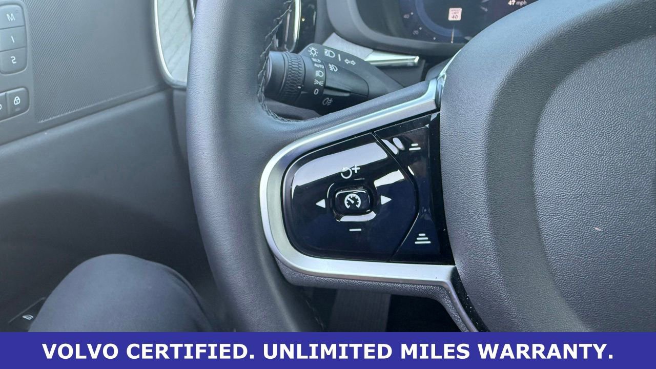 Certified 2025 Volvo XC60 B5 Plus AWD/4WD image 20