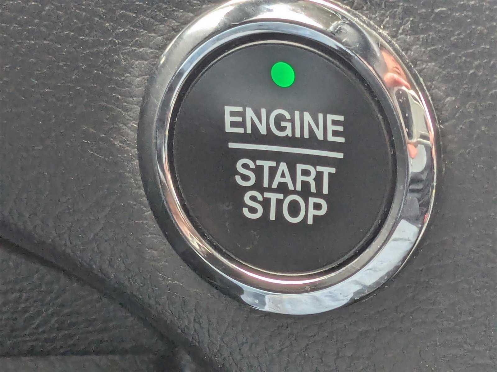 Used 2023 Ford Edge SEL image 31