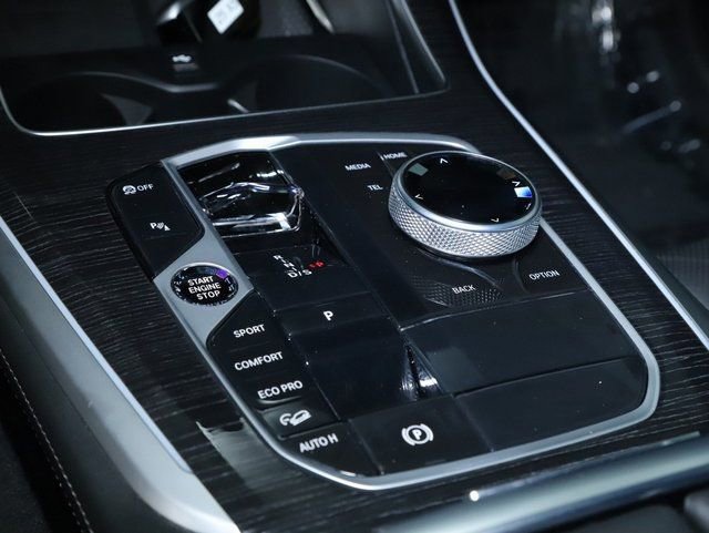 Certified 2025 BMW X5 xDrive40i w/ Executive Package AWD/4WD image 29