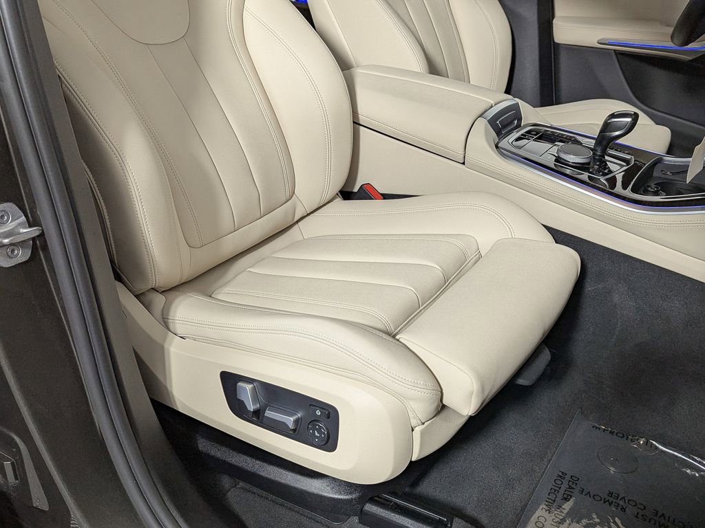 Used 2021 BMW X5 xDrive40i w/ Convenience Package AWD/4WD image 28