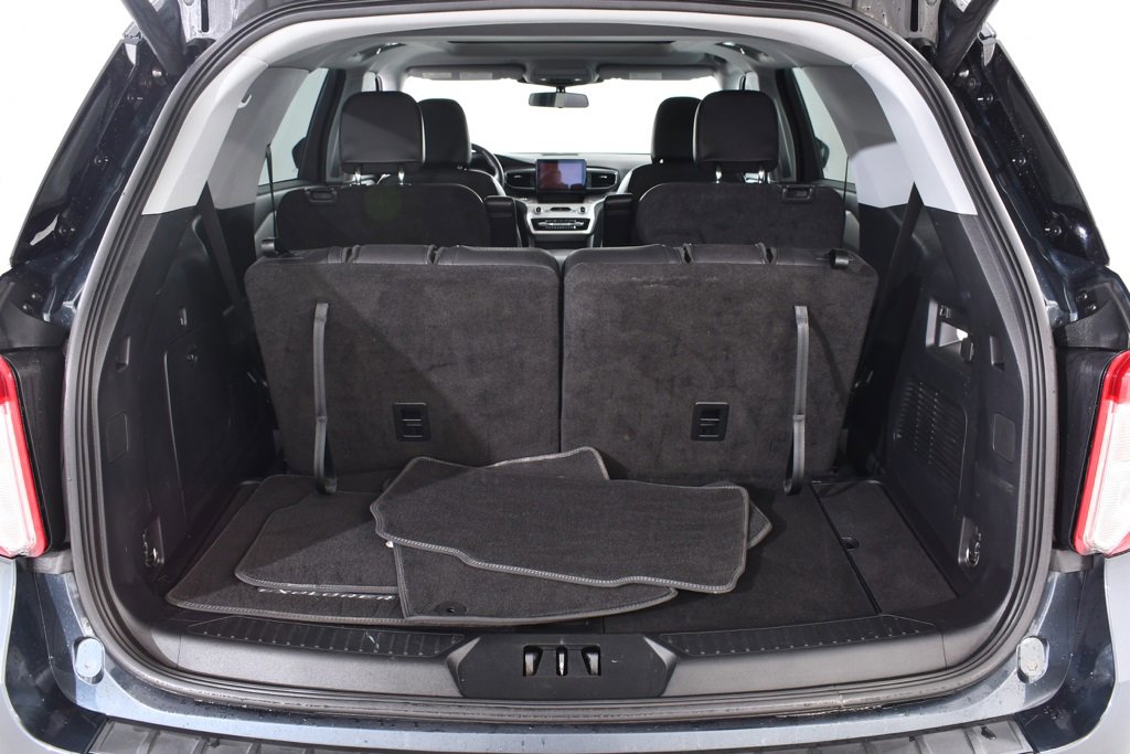 Used 2022 Ford Explorer XLT w/ Equipment Group 202A image 21