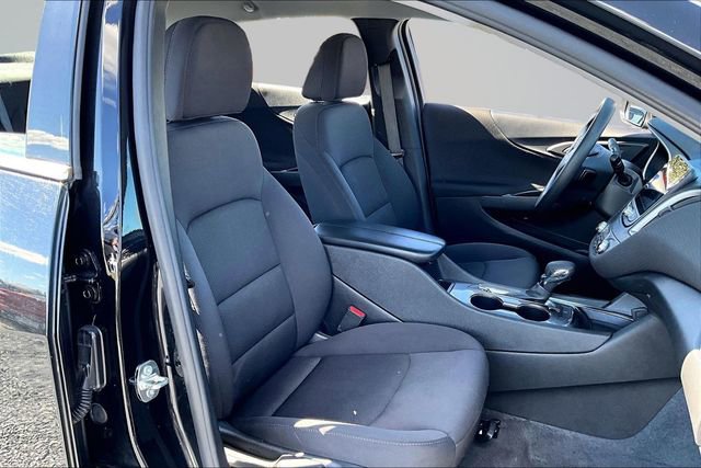 Used 2023 Chevrolet Malibu LT image 27