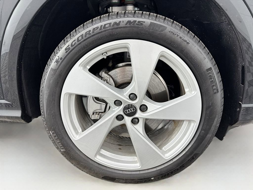 Used 2025 Audi Q5 Premium Plus w/ Premium Plus image 33