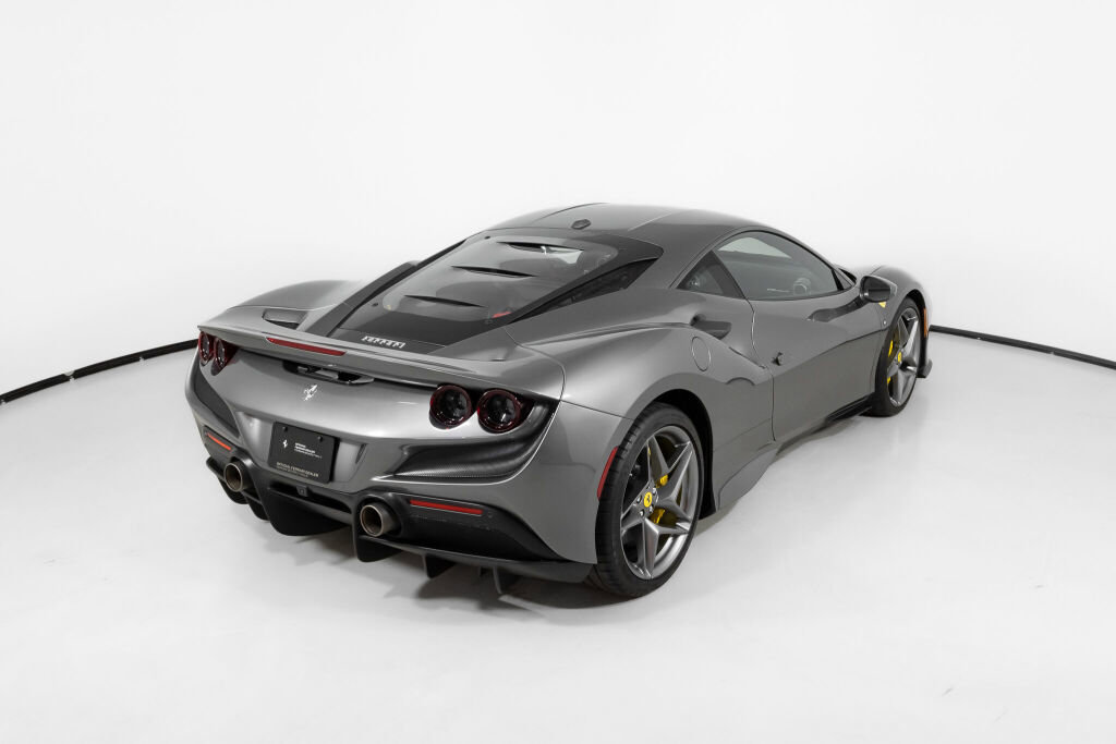Used 2022 Ferrari F8 Tributo image 10