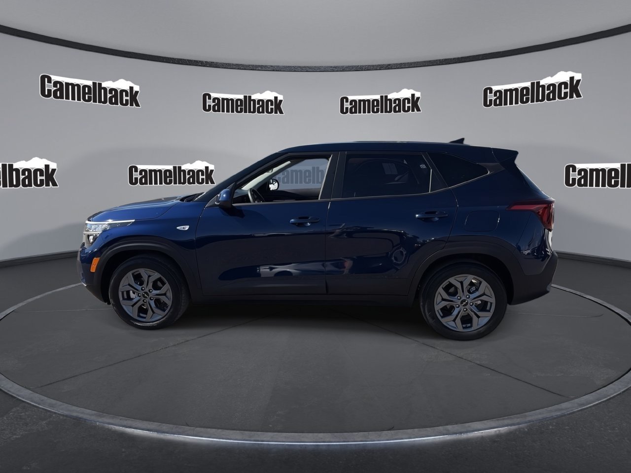 Certified 2026 Kia Seltos LX FWD image 4