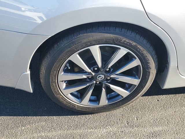 Used 2016 Nissan Altima 2.5 SL w/ 2.5 Technology w/LED Package image 5