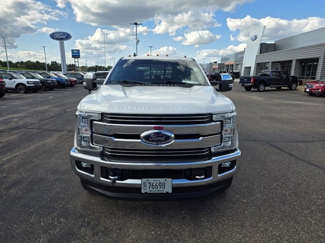 Used 2019 Ford F350 Lariat w/ Chrome Package image 2