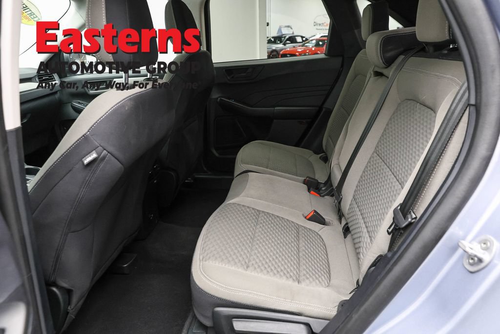 Used 2022 Ford Escape SE w/ Convenience Package FWD image 22