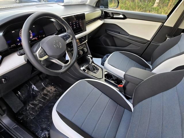 Used 2026 Volkswagen Taos S FWD image 25