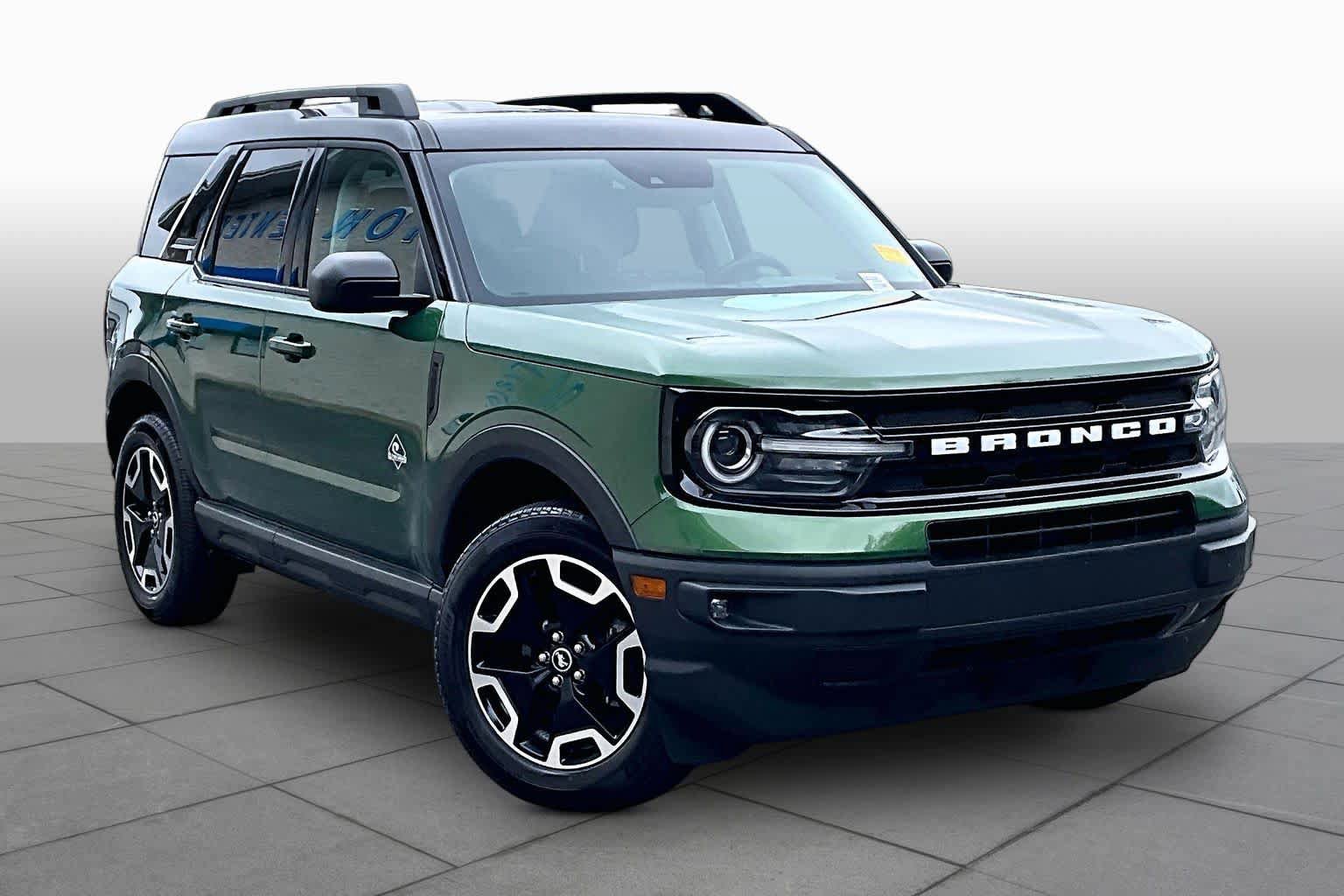 Used 2024 Ford Bronco Sport Outer Banks AWD/4WD image 3