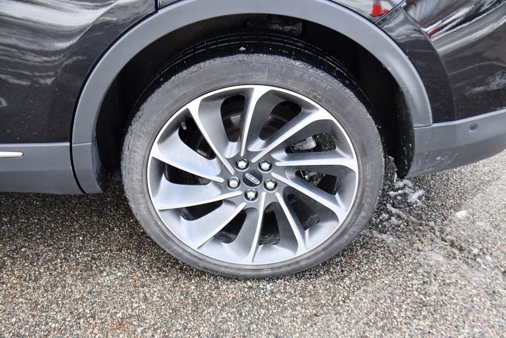 Used 2022 Lincoln Nautilus Reserve w/ Equipment Group 201A image 22