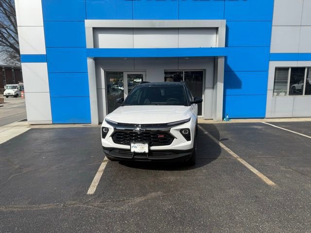 New 2026 Chevrolet TrailBlazer RS w/ Convenience Package AWD/4WD image 2