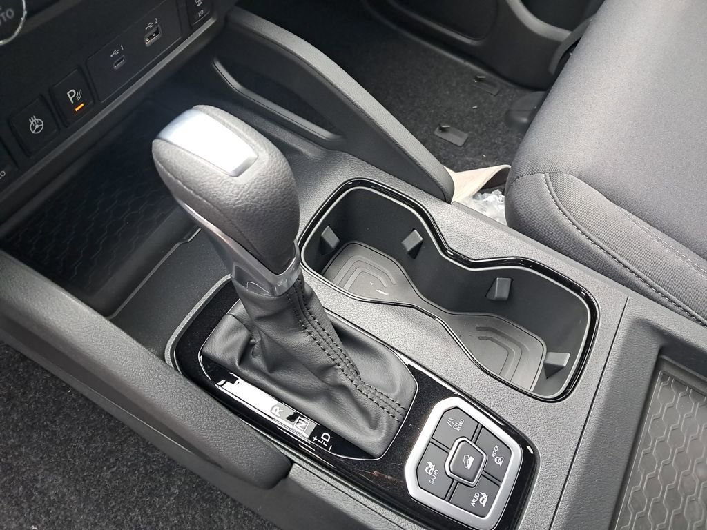 New 2026 Nissan Frontier SV w/ All-Weather Content Package image 25