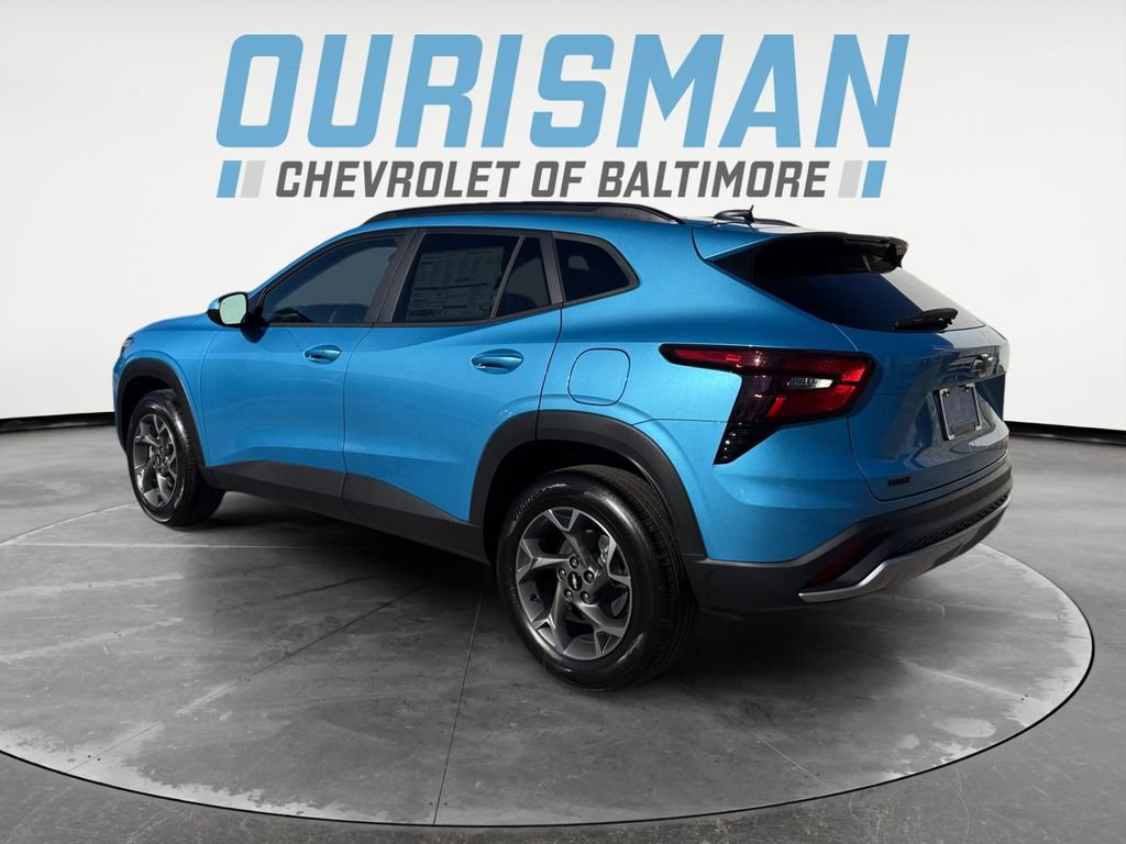 New 2026 Chevrolet Trax LT w/ Sunroof Package image 4