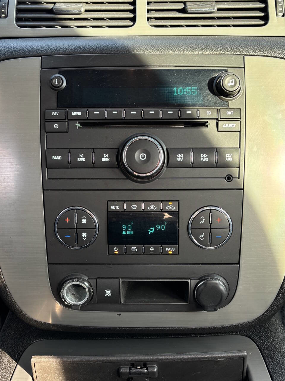 Used 2010 GMC Sierra 1500 SLE image 22