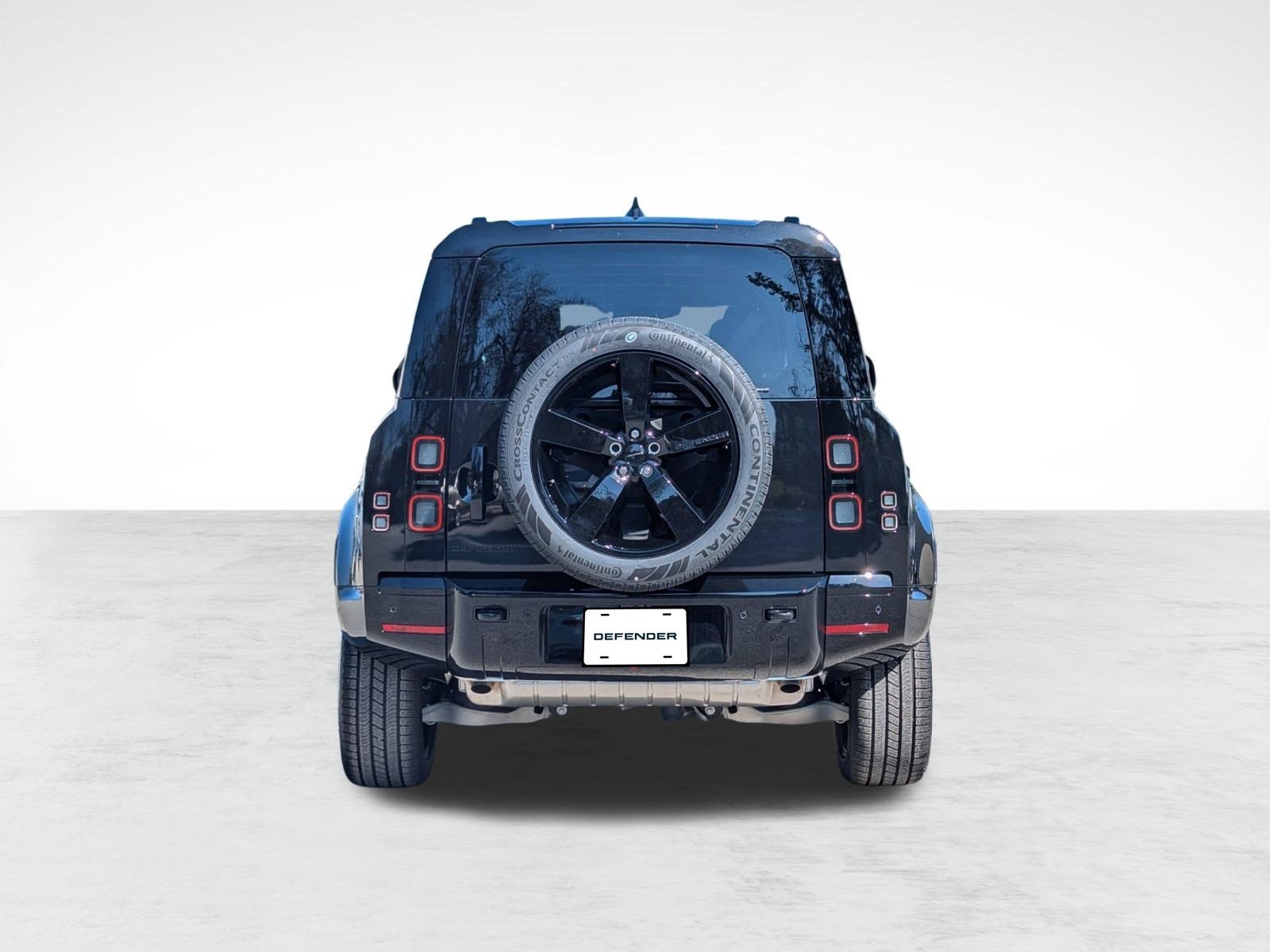 Used 2026 Land Rover Defender 110 X-Dynamic SE AWD/4WD image 10