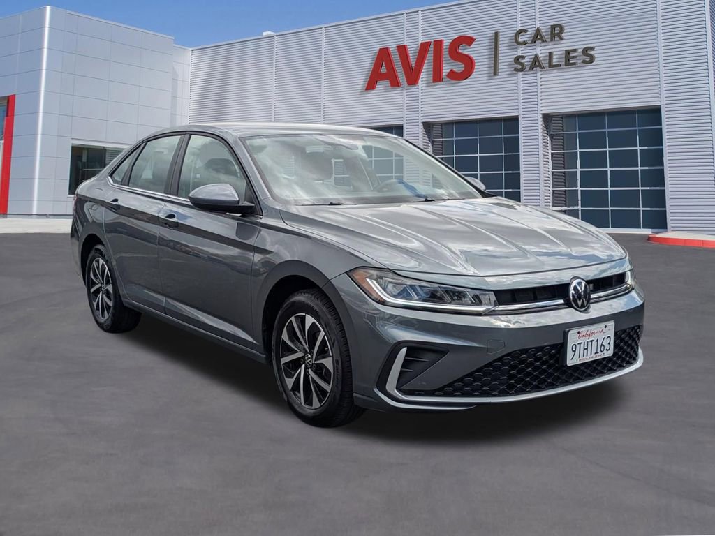Used 2025 Volkswagen Jetta S FWD image 3