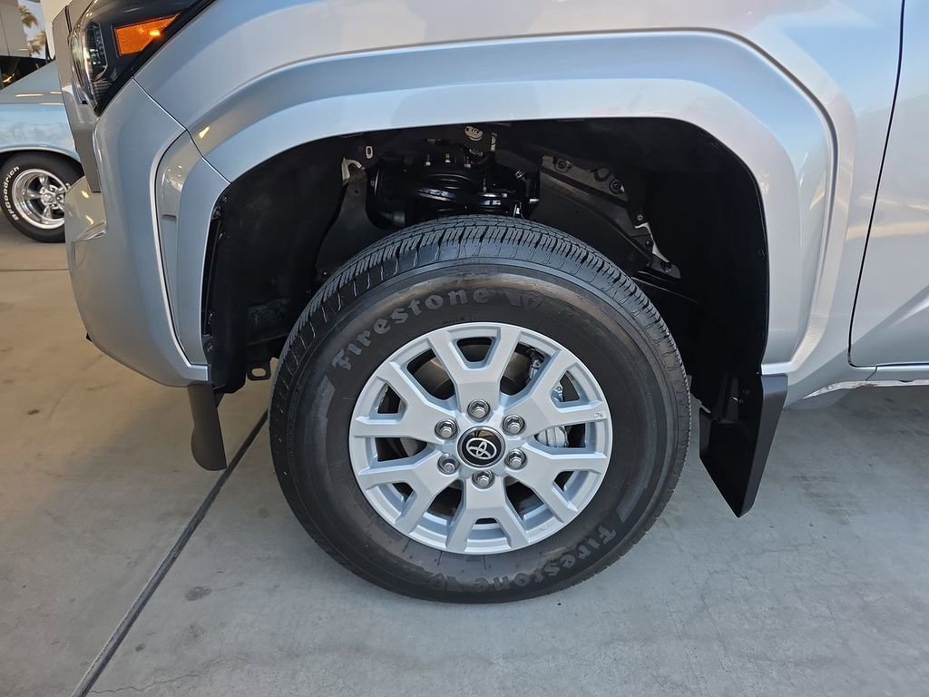 Used 2025 Toyota Tacoma SR5 RWD image 34