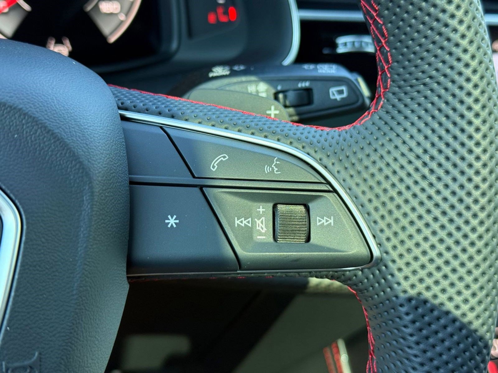 New 2026 Audi Q8 Prestige image 27