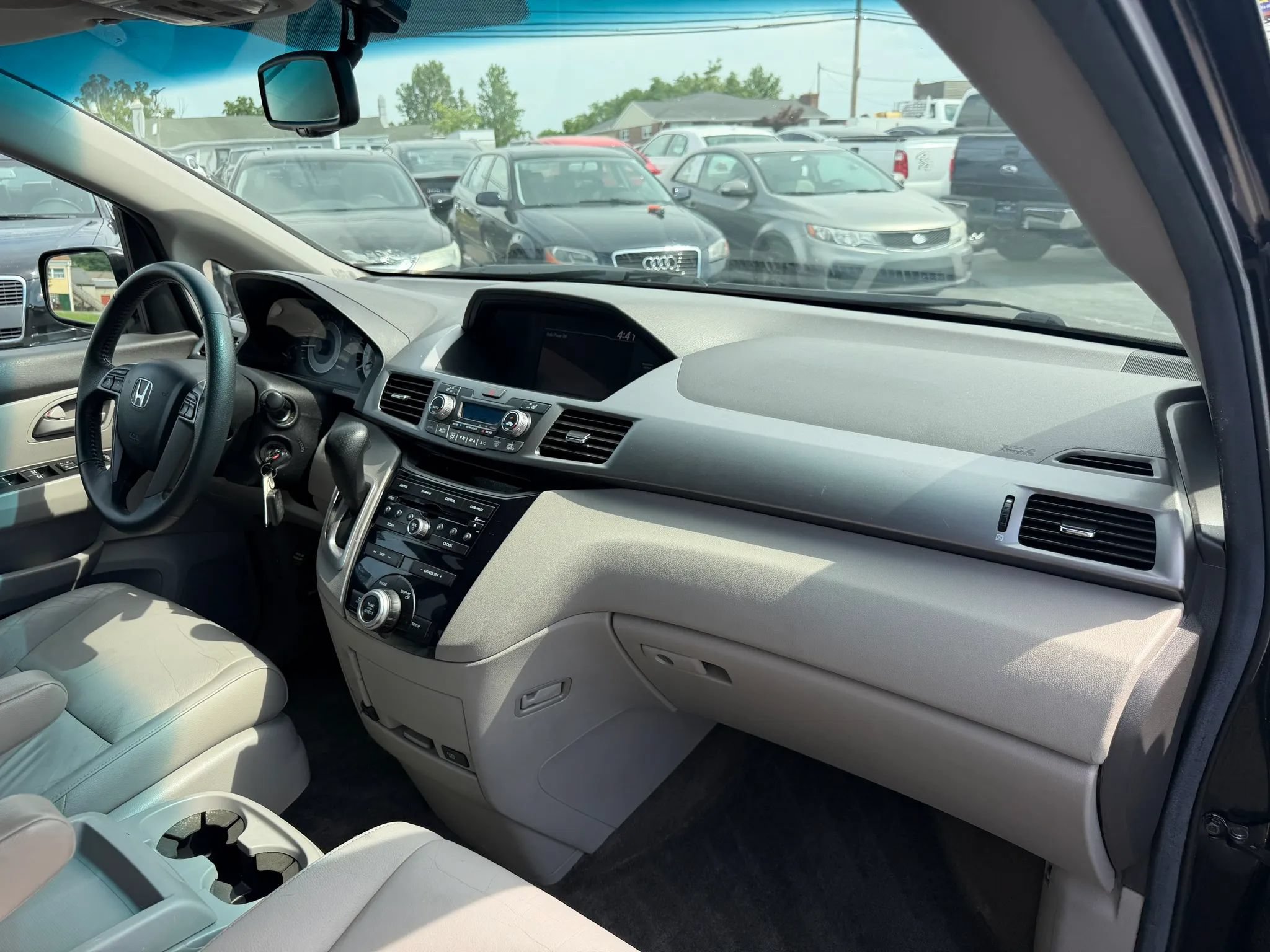Used 2012 Honda Odyssey EX-L image 17