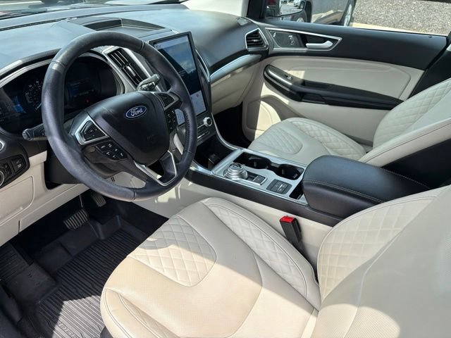 Used 2023 Ford Edge Titanium w/ Equipment Group 301A AWD/4WD image 12