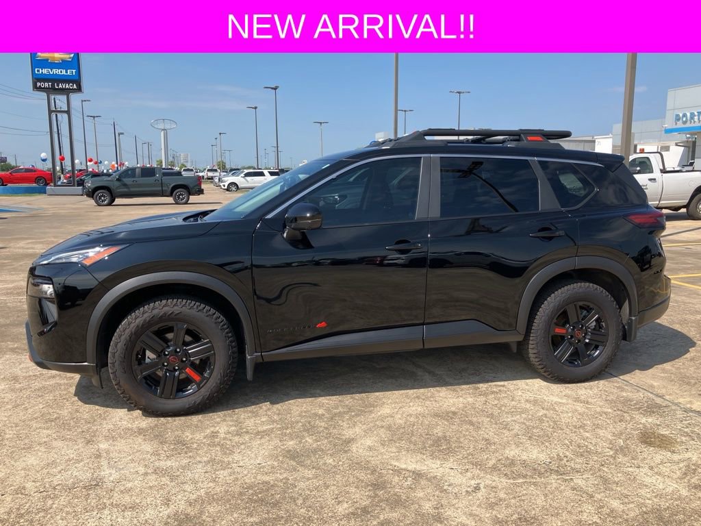 Used 2025 Nissan Rogue SV w/ Rock Creek Premium Package image 4