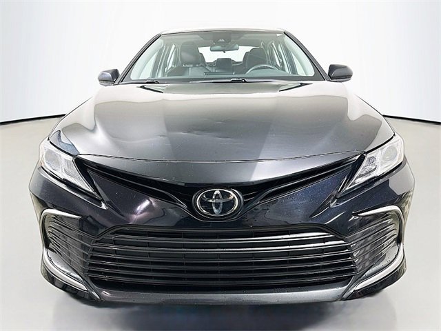 Used 2024 Toyota Camry LE image 2