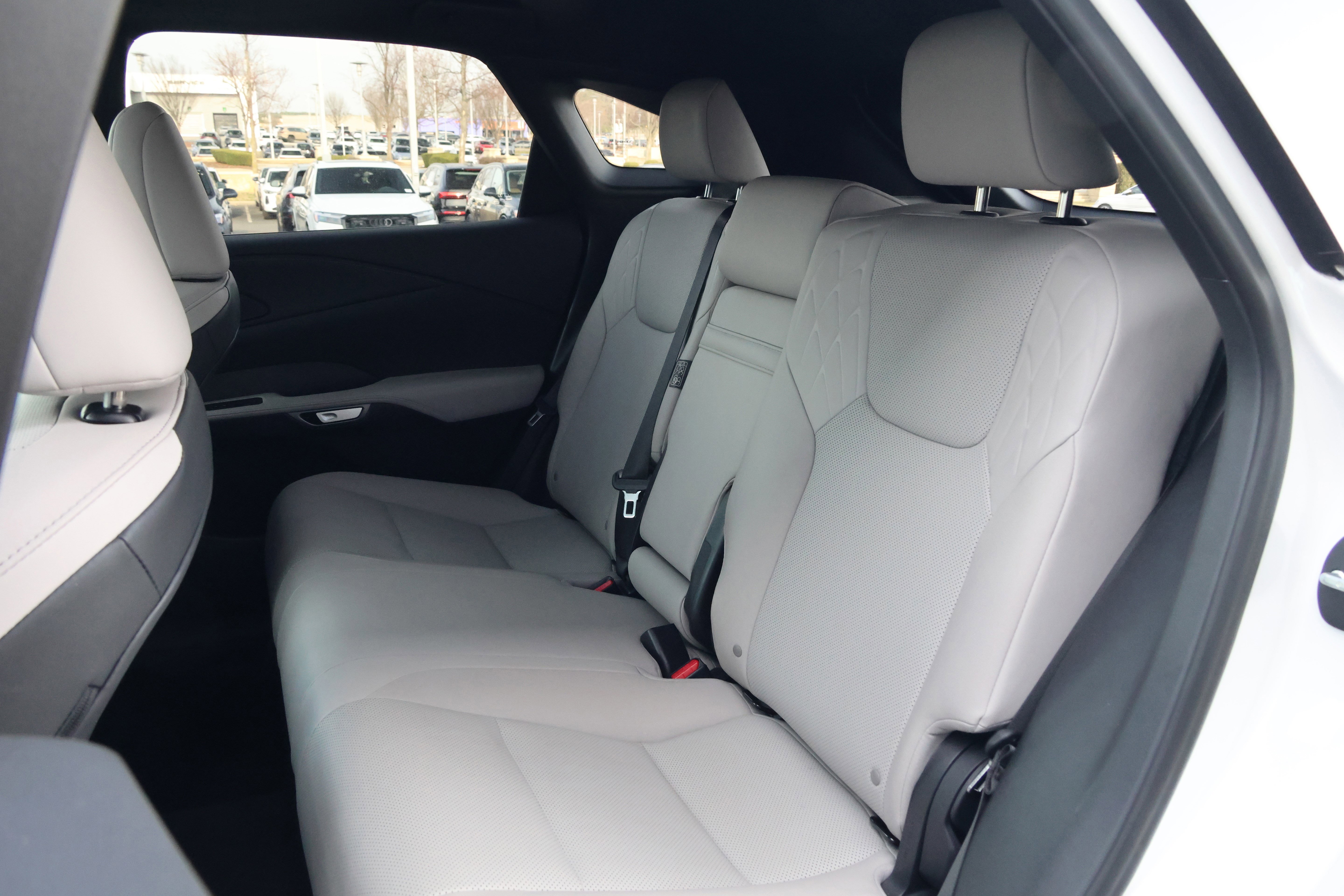 Certified 2024 Lexus RX 350 Premium w/ Accessory Package (Z1) image 35