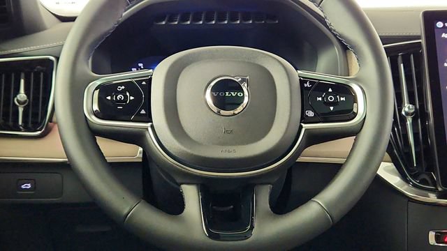 New 2026 Volvo XC90 B6 Plus w/ Protection Package AWD/4WD image 25