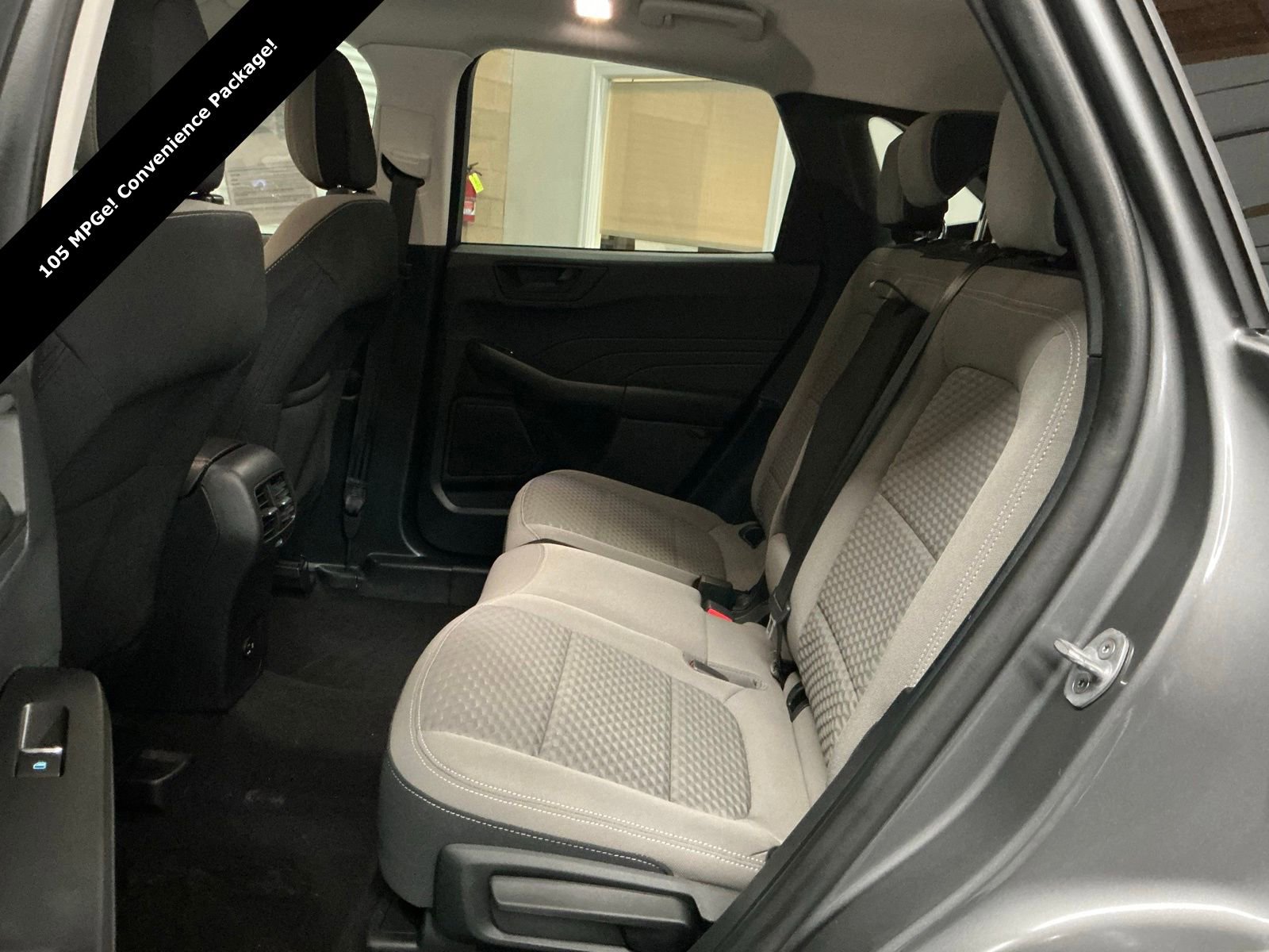 Used 2022 Ford Escape SE w/ Convenience Package image 16