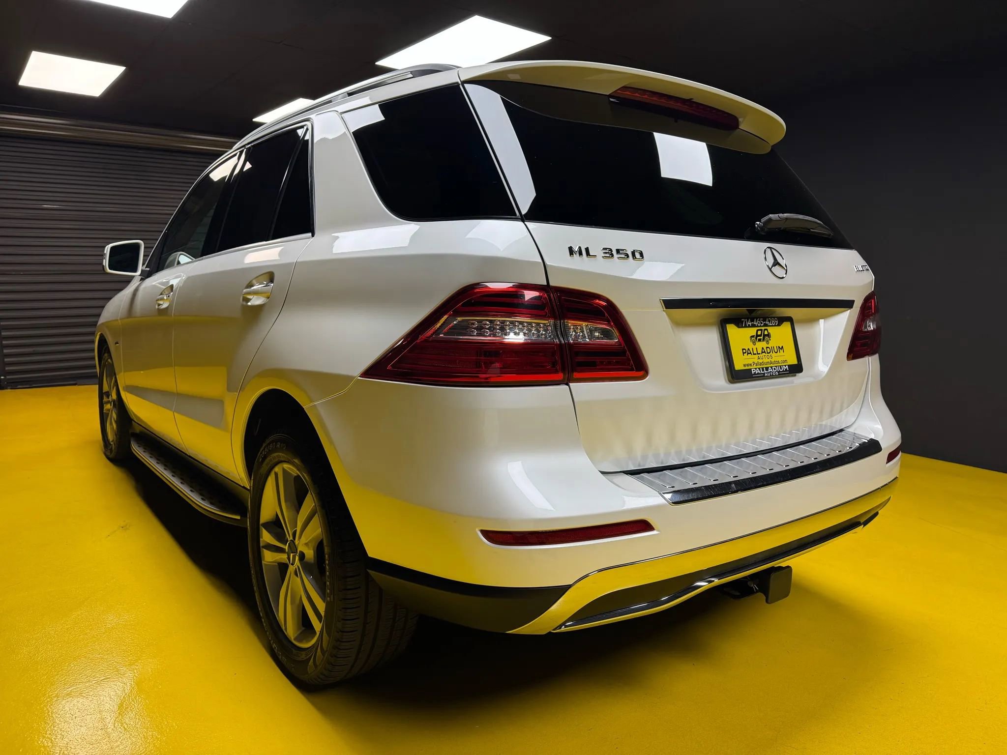 Used 2012 Mercedes-Benz ML 350 BlueTEC 4MATIC image 4
