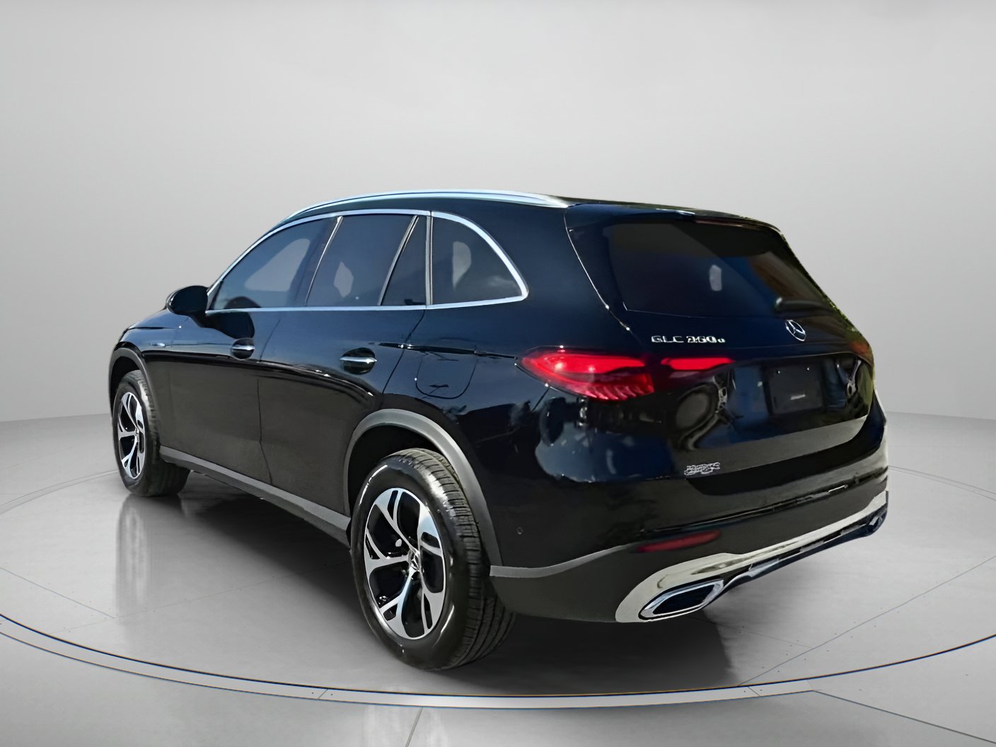 Used 2025 Mercedes-Benz GLC 350e GLC 350e image 21