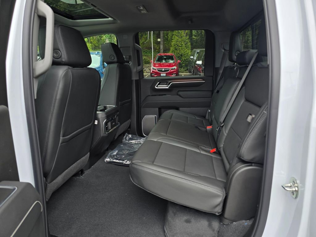 New 2026 GMC Sierra 3500 Denali w/ Denali Reserve Package AWD/4WD image 16