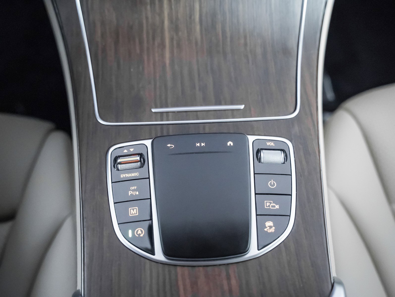 Certified 2022 Mercedes-Benz GLC 300 image 19