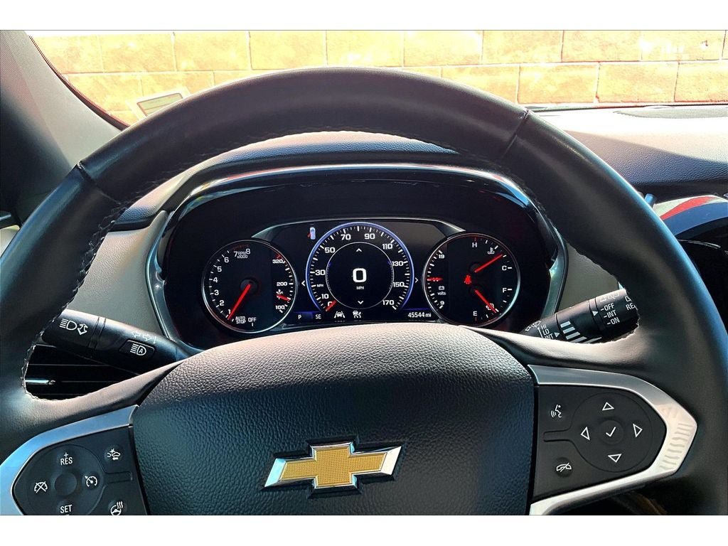 Used 2023 Chevrolet Traverse Premier AWD/4WD image 22