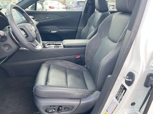 Used 2024 Lexus RX 350 AWD w/ Convenience Package image 17