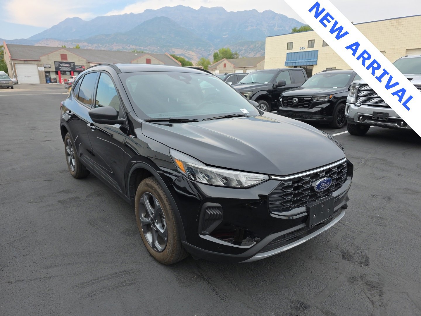 Used 2025 Ford Escape ST-Line