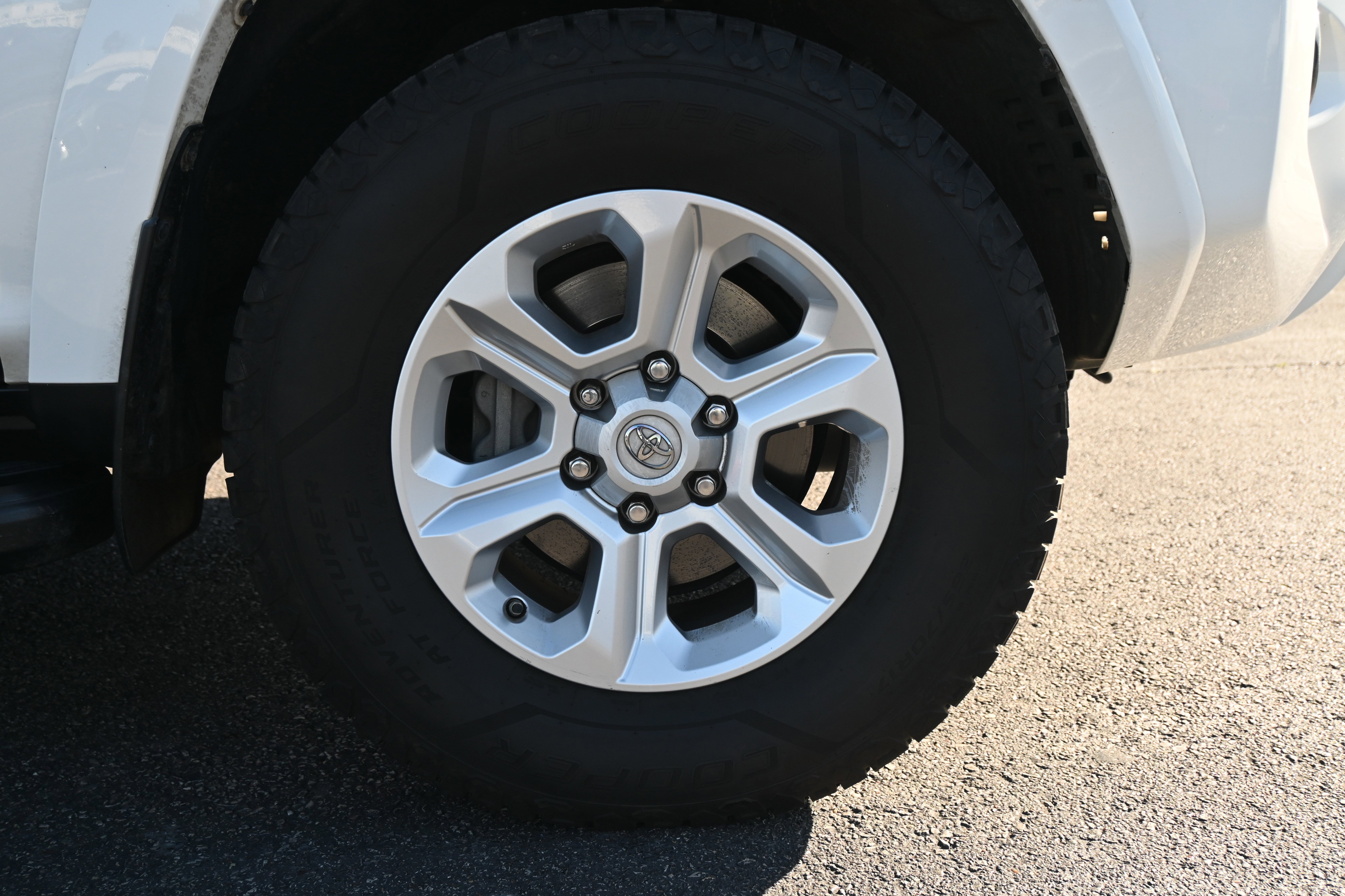 Used 2020 Toyota 4Runner SR5 image 13