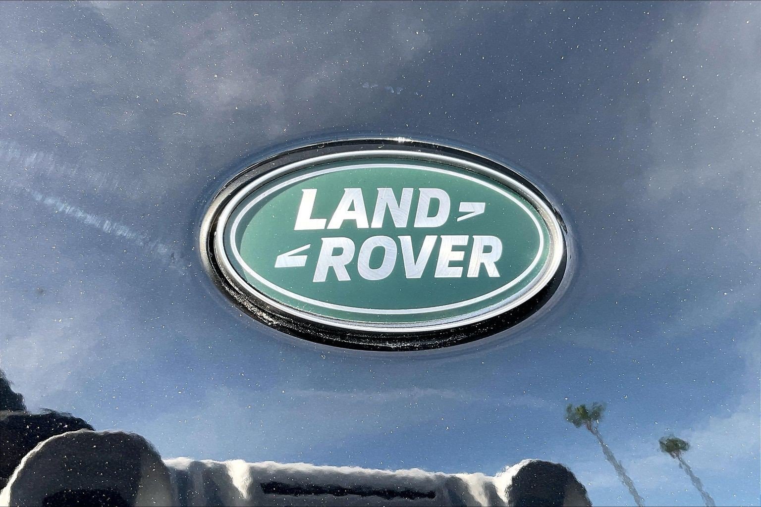 Certified 2025 Land Rover Discovery S AWD/4WD image 9