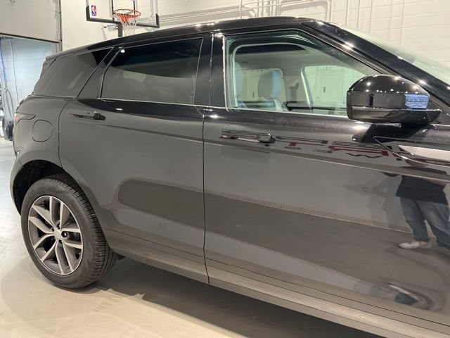 Used 2025 Land Rover Range Rover Evoque S AWD/4WD image 5