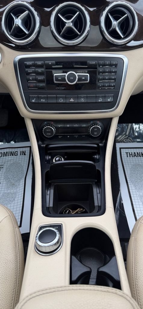 Used 2015 Mercedes-Benz GLA 250 4MATIC image 16