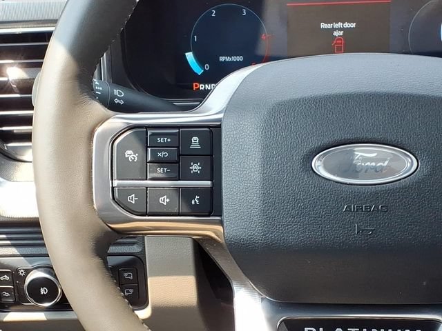 Used 2025 Ford F450 Platinum w/ Platinum Plus Package AWD/4WD image 13