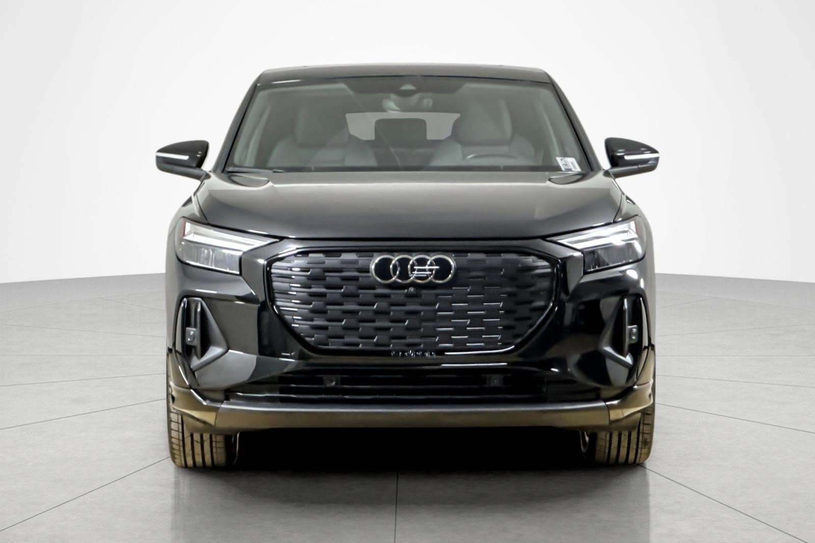 Certified 2023 Audi Q4 e-tron Premium w/ Convenience Package AWD/4WD image 8