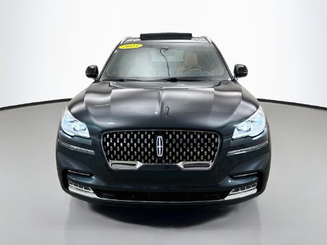 Used 2023 Lincoln Aviator Black Label w/ Dynamic Handling Package AWD/4WD image 2