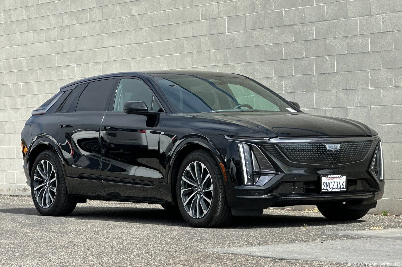 Certified 2024 Cadillac Lyriq Sport AWD/4WD image 1
