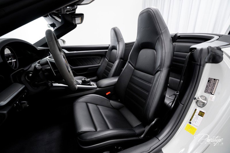 Used 2025 Porsche 911 Turbo image 27